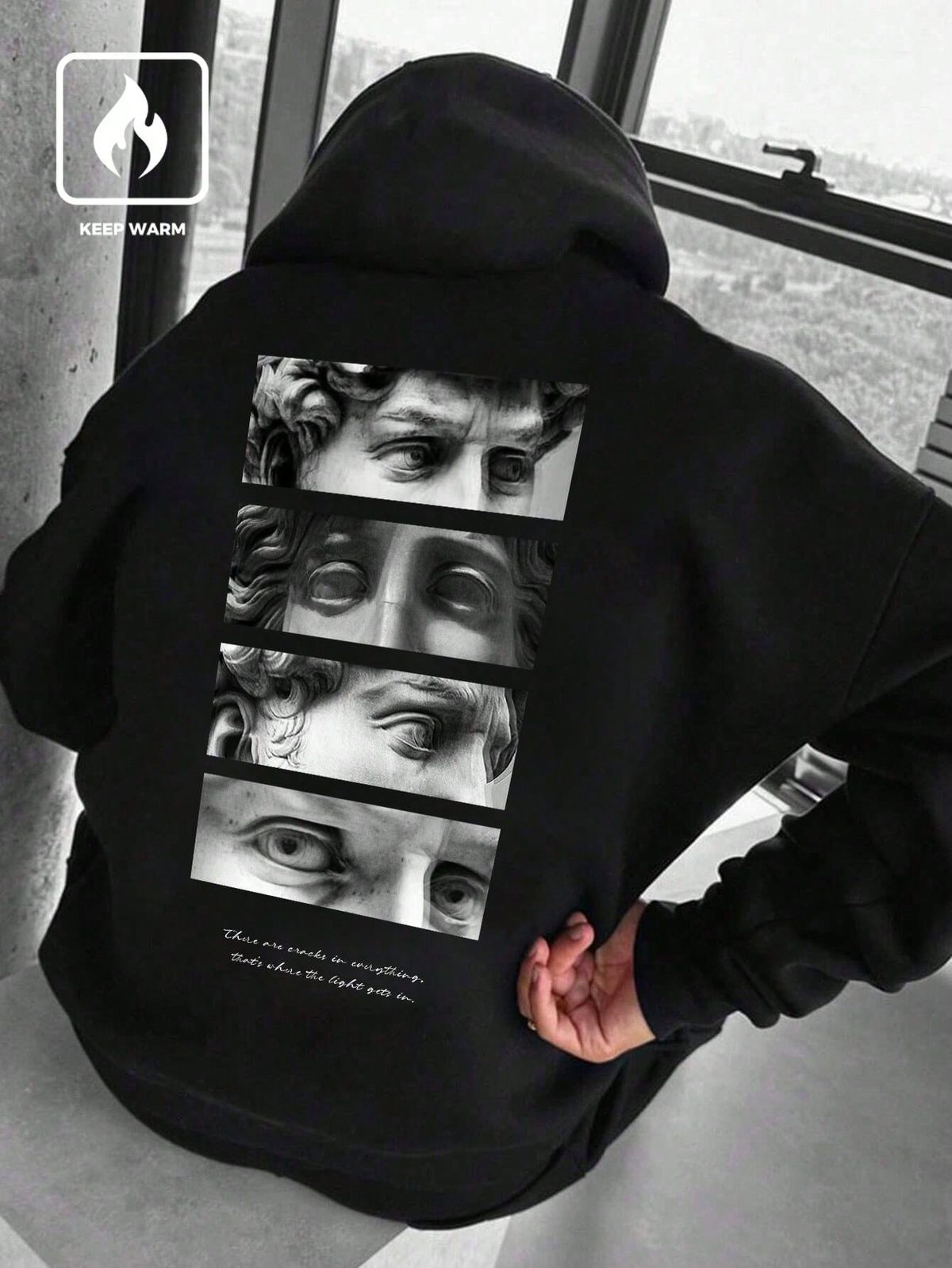 هودي باللون الأسود