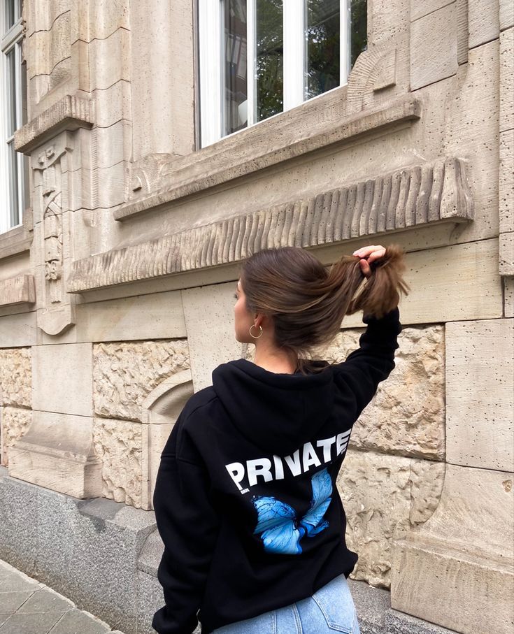 المنتجات الجديدة من هوديات وسويتشيرتات النساء