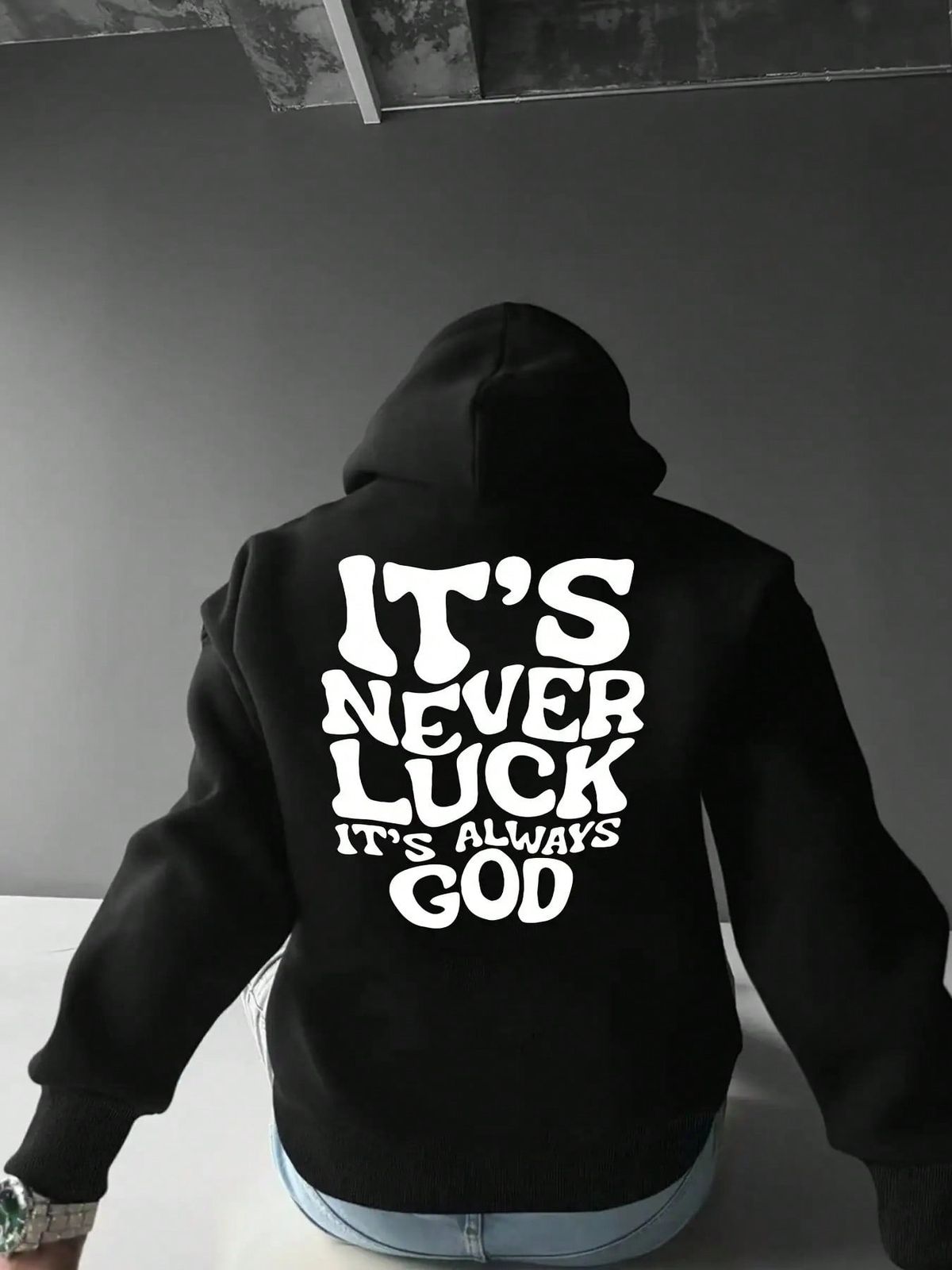 هودي رجالي كاجوال من قماش فرنش تيري مع طباعة حروف، سويتشيرت يونيسكس بتصميم يُلبس من الأعلى، بقَصّة فضفاضة، مزوّد بجيب، بدون مطاطية، مع قبعة، مناسب لفصلي الخريف والشتاء وللاستخدام اليومي والسفر.